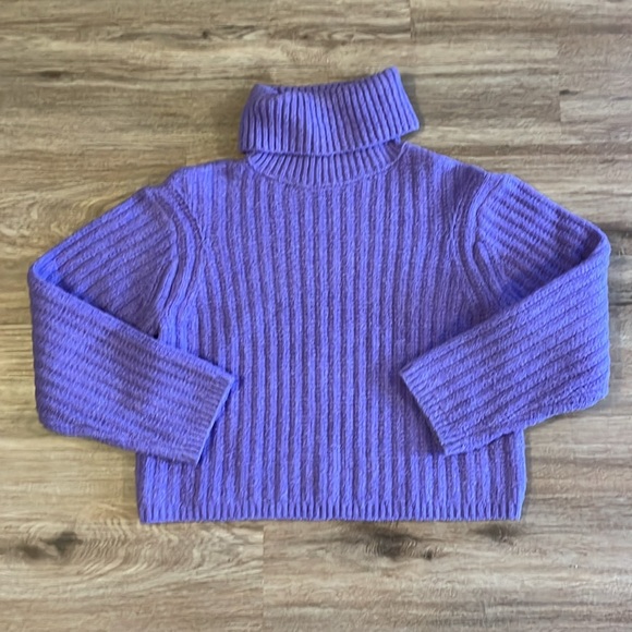 Universal Thread Lilac Purple Mock Turtleneck Cashmere-Like Sweater - Picture 4 of 8